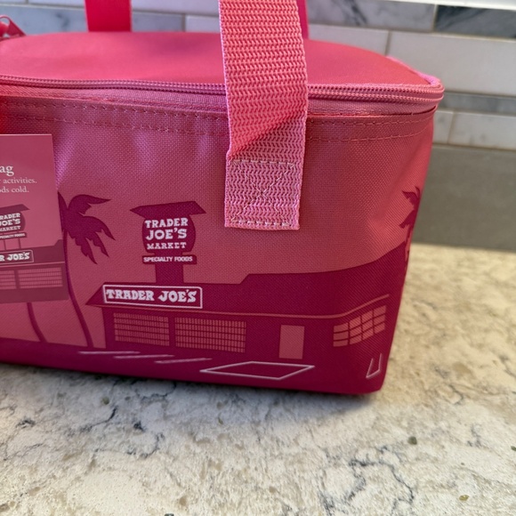 NWT Pink Trader Joe's Insulated bag - Picture 2 of 9